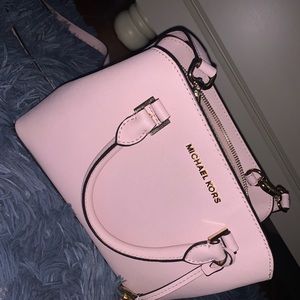 Michael Kors cross body small purse